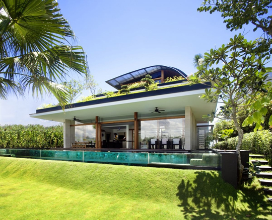 Зеленый дом от Guz Architects